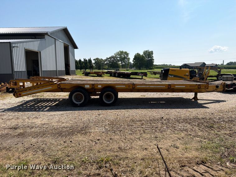 image for item OE9616 1993 CZ Engineering CZ32KT equipment trailer