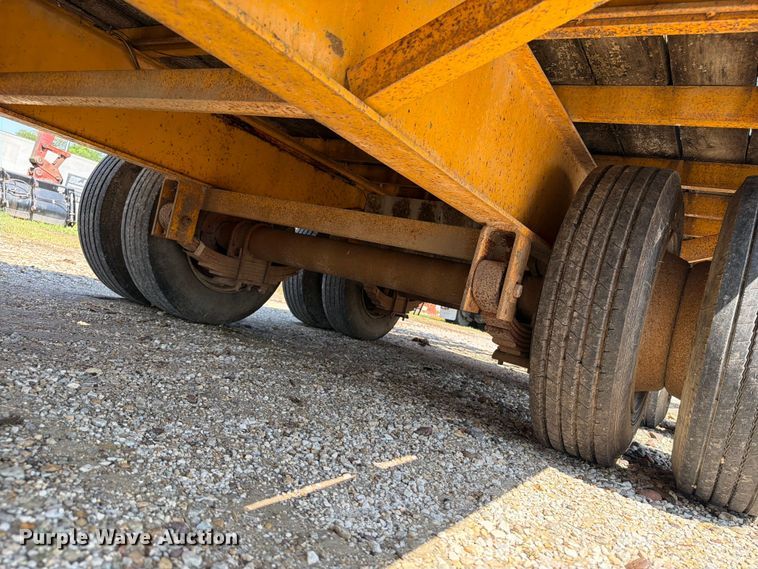 image for item OE9616 1993 CZ Engineering CZ32KT equipment trailer