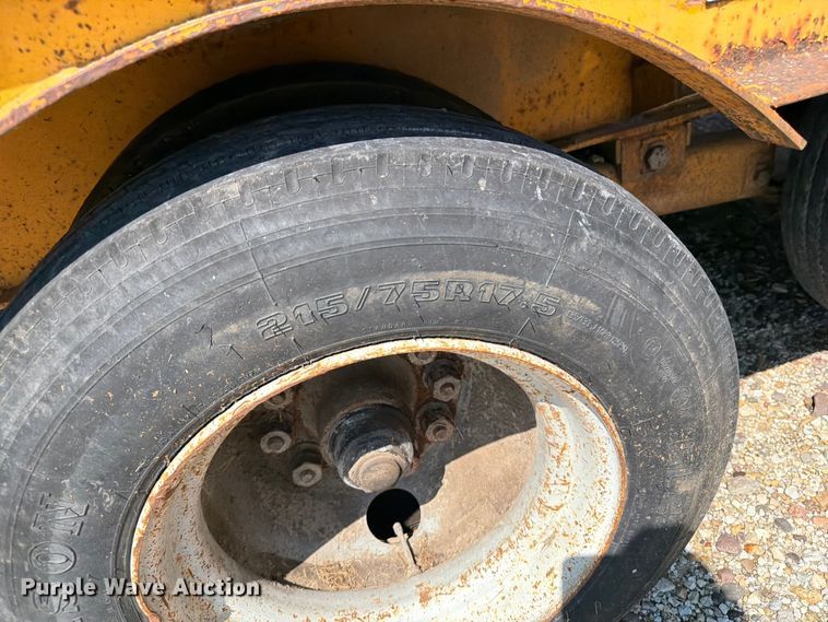 image for item OE9616 1993 CZ Engineering CZ32KT equipment trailer