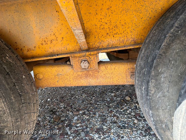 image for item OE9616 1993 CZ Engineering CZ32KT equipment trailer