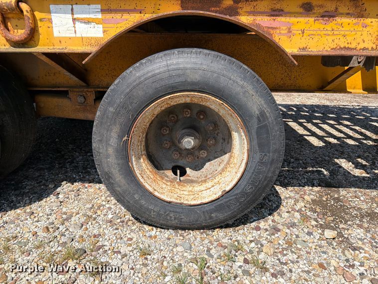 image for item OE9616 1993 CZ Engineering CZ32KT equipment trailer