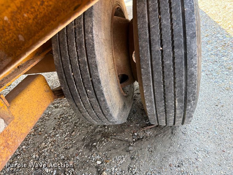 image for item OE9616 1993 CZ Engineering CZ32KT equipment trailer