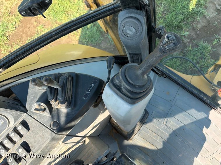 image for item OE9617 2013 Caterpillar 420F IT backhoe