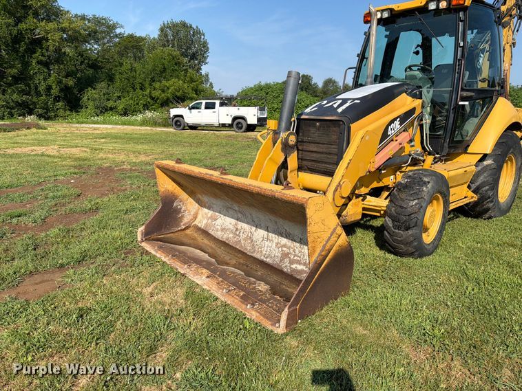 image for item OE9618 2006 Caterpillar 420E backhoe