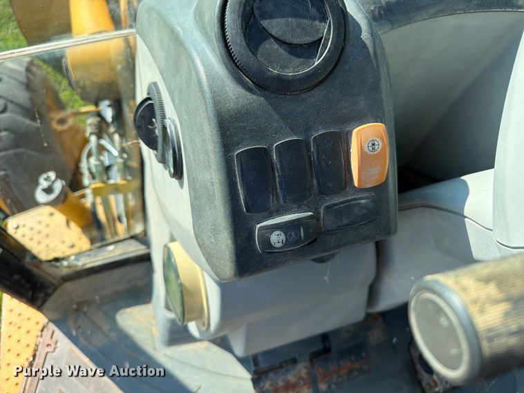 image for item OE9618 2006 Caterpillar 420E backhoe