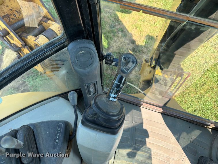 image for item OE9618 2006 Caterpillar 420E backhoe