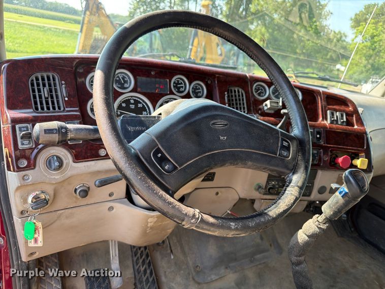 image for item OE9619 2004 Sterling L9500 Series dump truck
