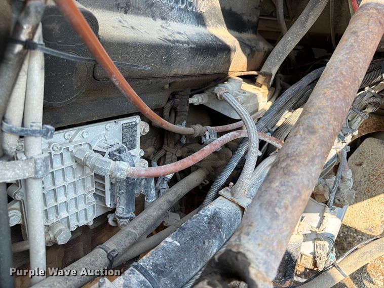 image for item OE9619 2004 Sterling L9500 Series dump truck