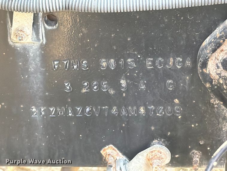 image for item OE9619 2004 Sterling L9500 Series dump truck