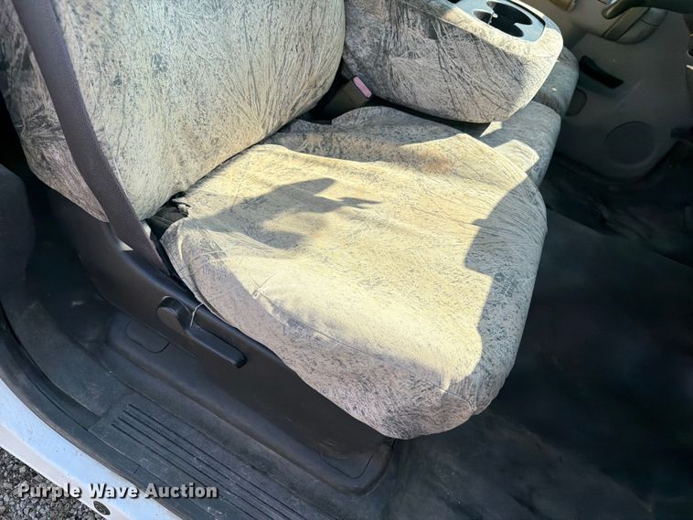 image for item OE9621 2012 Chevrolet Silverado 3500 Crew Cab utility bed pickup truck