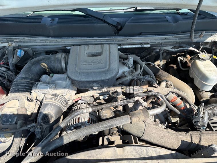 image for item OE9621 2012 Chevrolet Silverado 3500 Crew Cab utility bed pickup truck