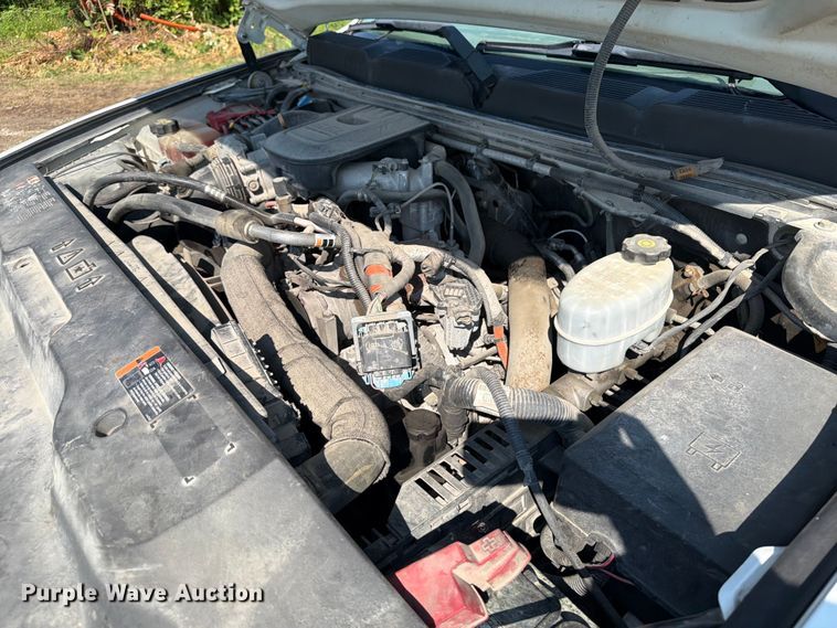 image for item OE9621 2012 Chevrolet Silverado 3500 Crew Cab utility bed pickup truck