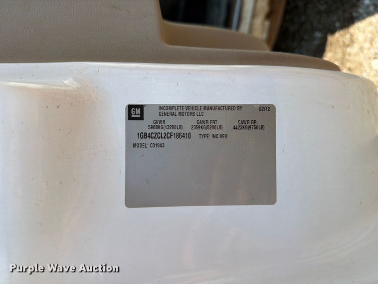 image for item OE9621 2012 Chevrolet Silverado 3500 Crew Cab utility bed pickup truck