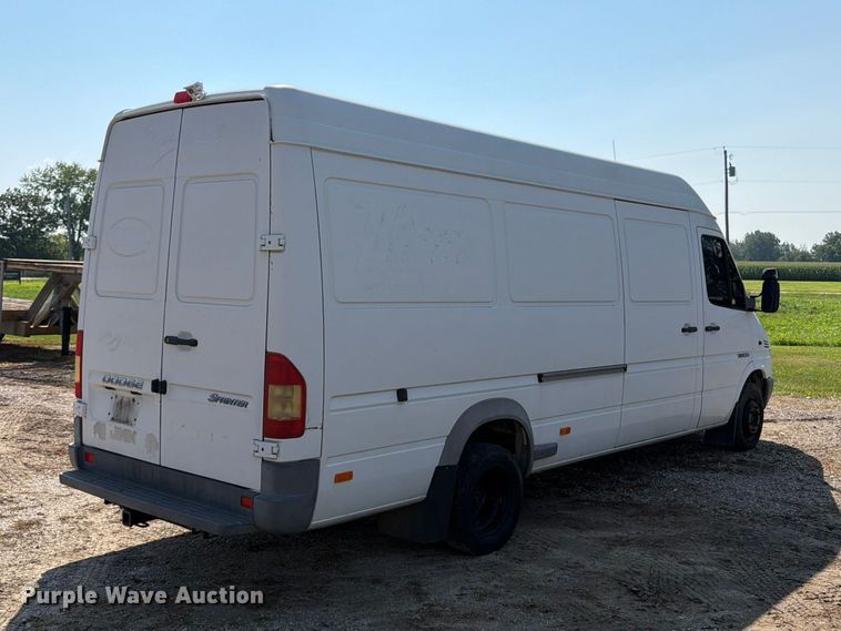 image for item OE9622 2005 Dodge Sprinter van