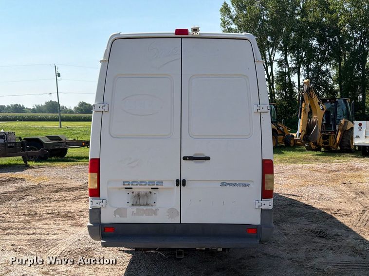 image for item OE9622 2005 Dodge Sprinter van