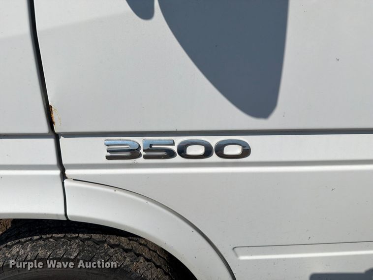 image for item OE9622 2005 Dodge Sprinter van