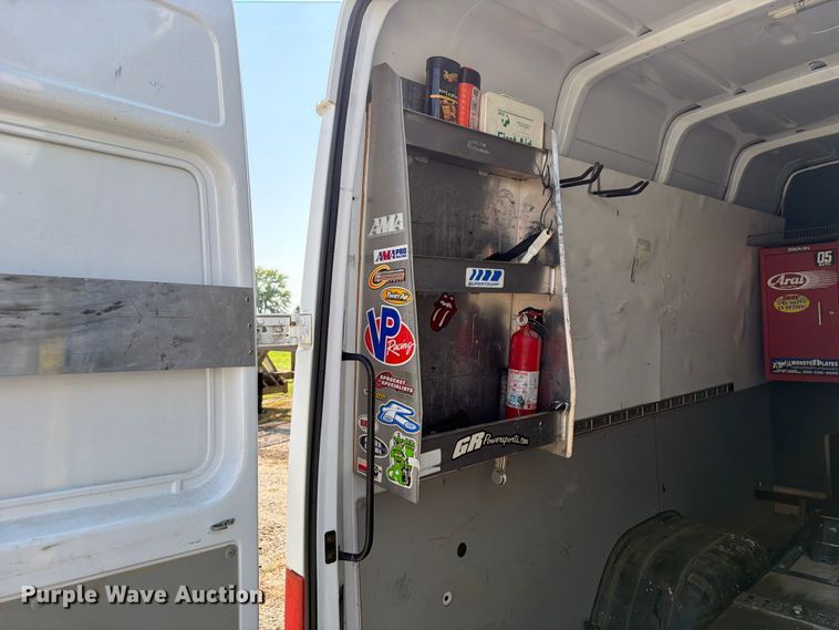 image for item OE9622 2005 Dodge Sprinter van