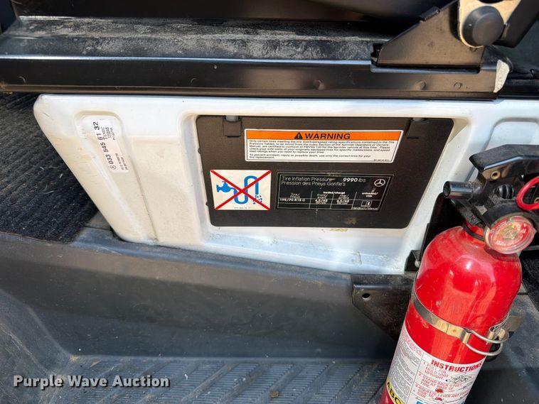 image for item OE9622 2005 Dodge Sprinter van