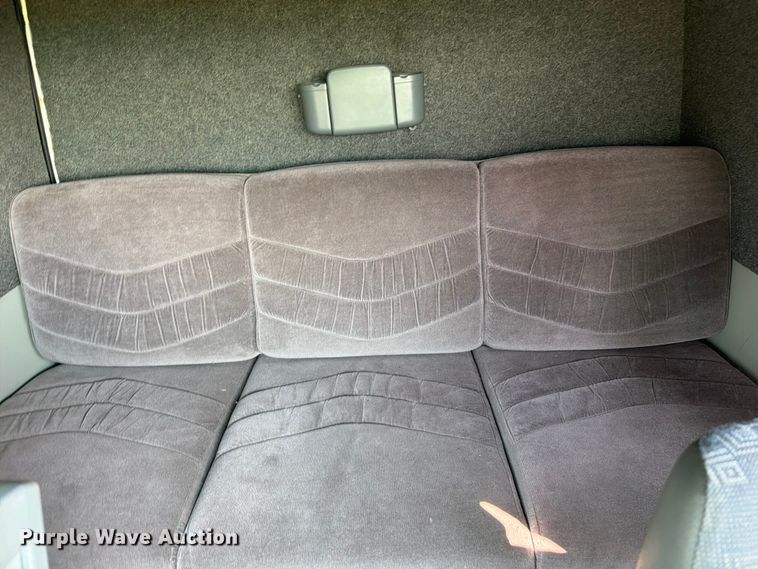 image for item OE9622 2005 Dodge Sprinter van