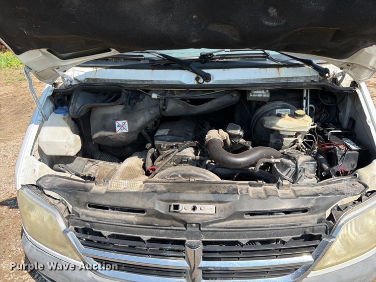 image for item OE9622 2005 Dodge Sprinter van