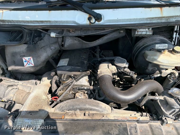 image for item OE9622 2005 Dodge Sprinter van
