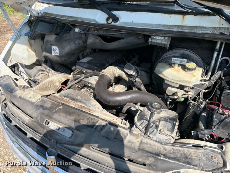 image for item OE9622 2005 Dodge Sprinter van