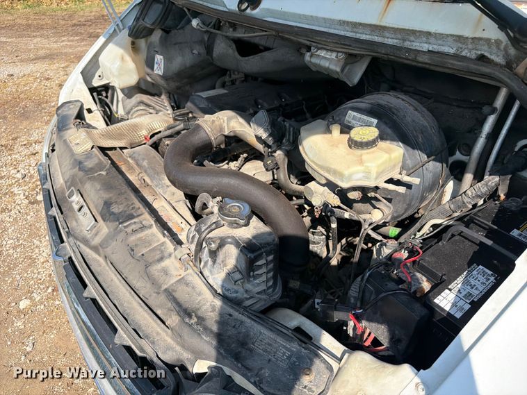 image for item OE9622 2005 Dodge Sprinter van