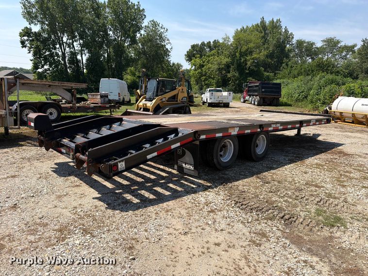 image for item OE9623 2011 Trail King Industries TK24LP 262 equipment trailer