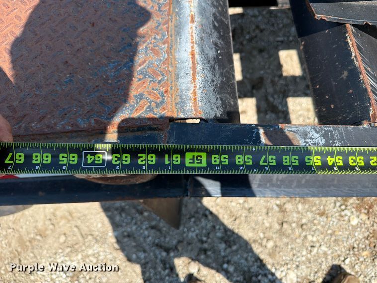 image for item OE9623 2011 Trail King Industries TK24LP 262 equipment trailer
