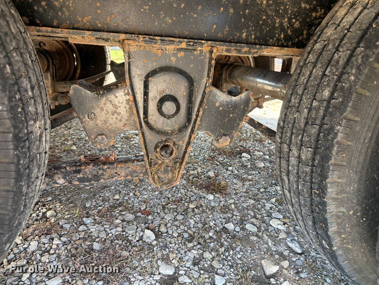 image for item OE9623 2011 Trail King Industries TK24LP 262 equipment trailer