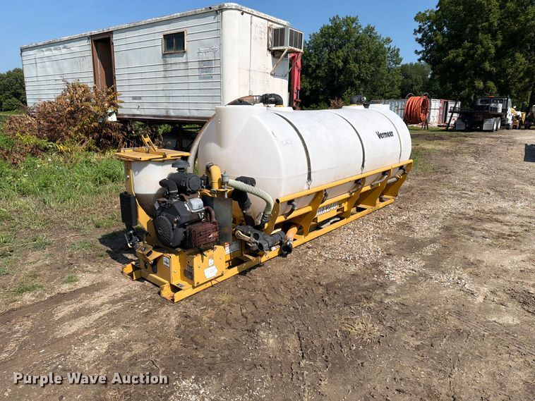 2013 Vermeer MX240 mud mixing system