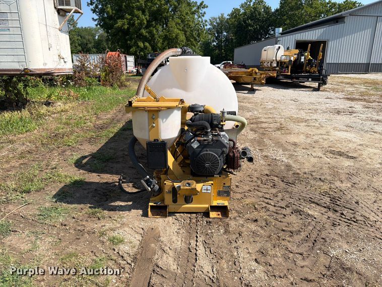 image for item OE9624 2013 Vermeer MX240 mud mixing system