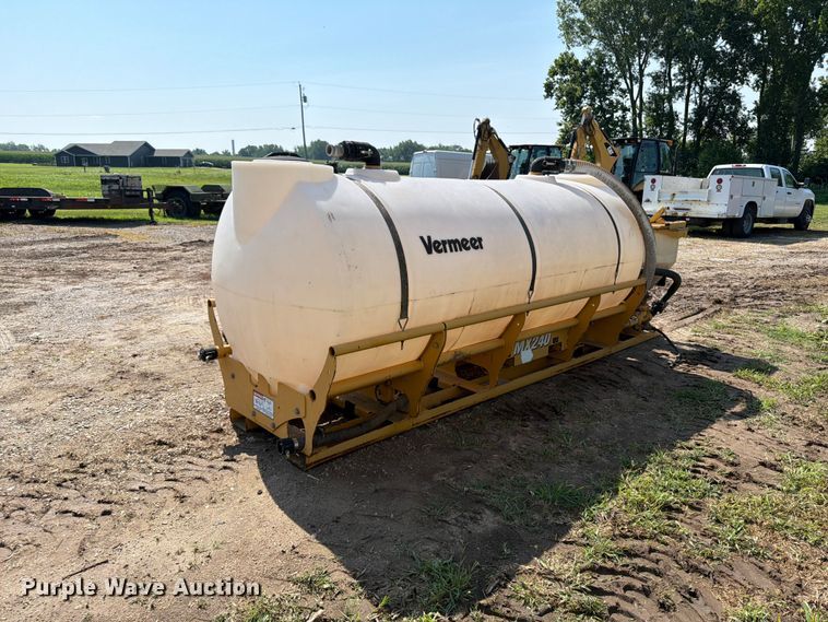 image for item OE9624 2013 Vermeer MX240 mud mixing system