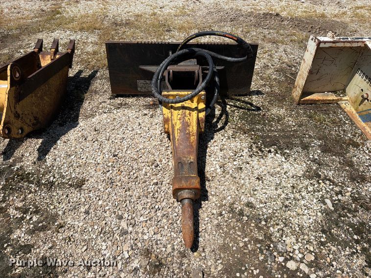 image for item OE9627 Atlas Copco SBU 230 skid steer breaker