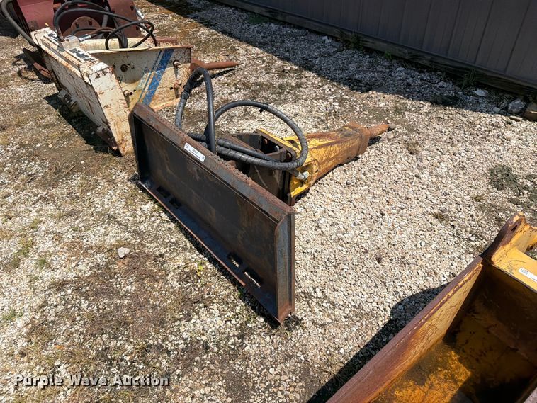 image for item OE9627 Atlas Copco SBU 230 skid steer breaker