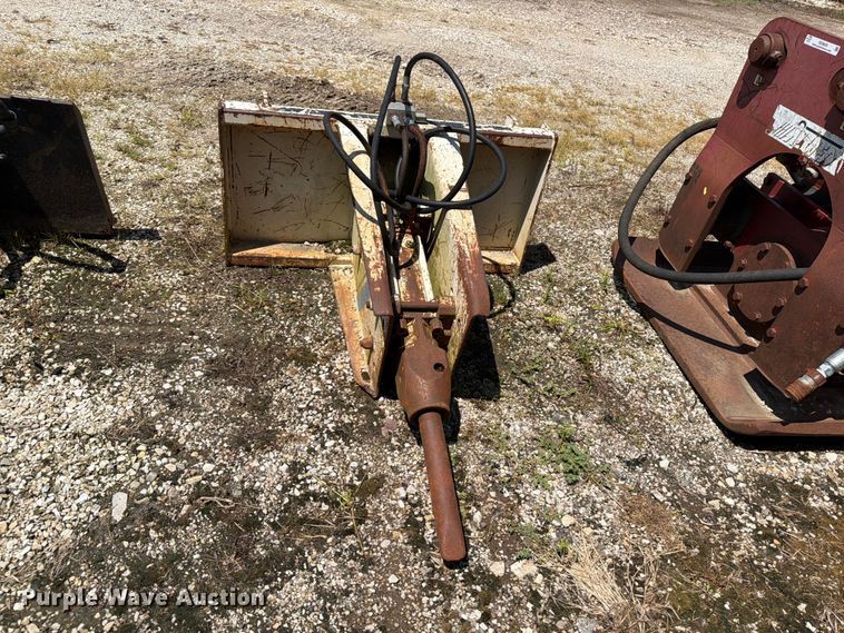 image for item OE9628 Kent skid steer breaker