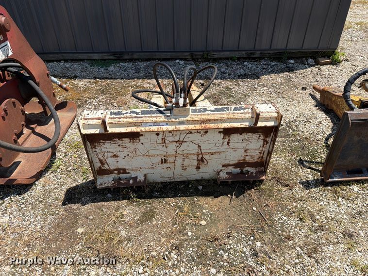 image for item OE9628 Kent skid steer breaker