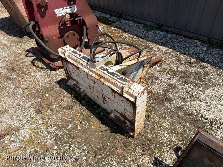 image for item OE9628 Kent skid steer breaker