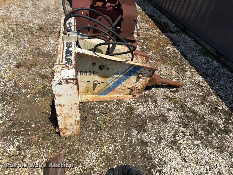 image for item OE9628 Kent skid steer breaker