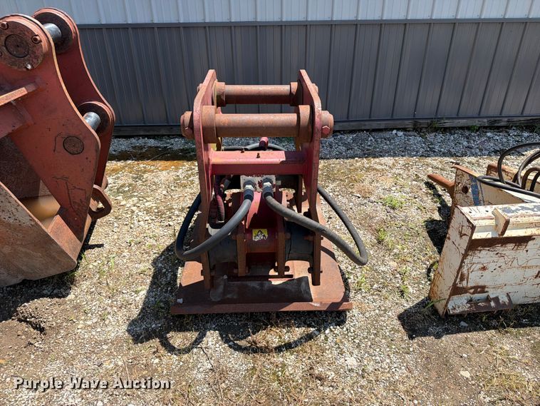 image for item OE9629 Allied plate compactor
