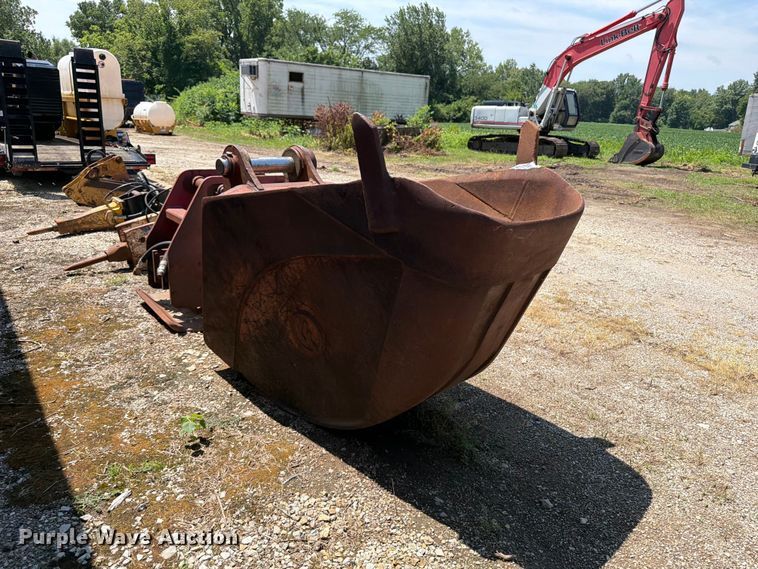 image for item OE9630 Excavator bucket