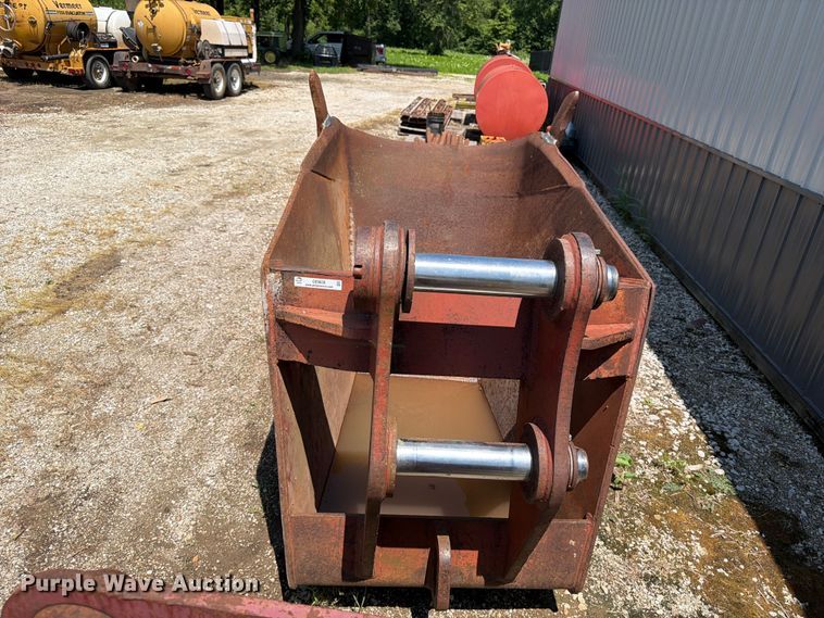 image for item OE9630 Excavator bucket