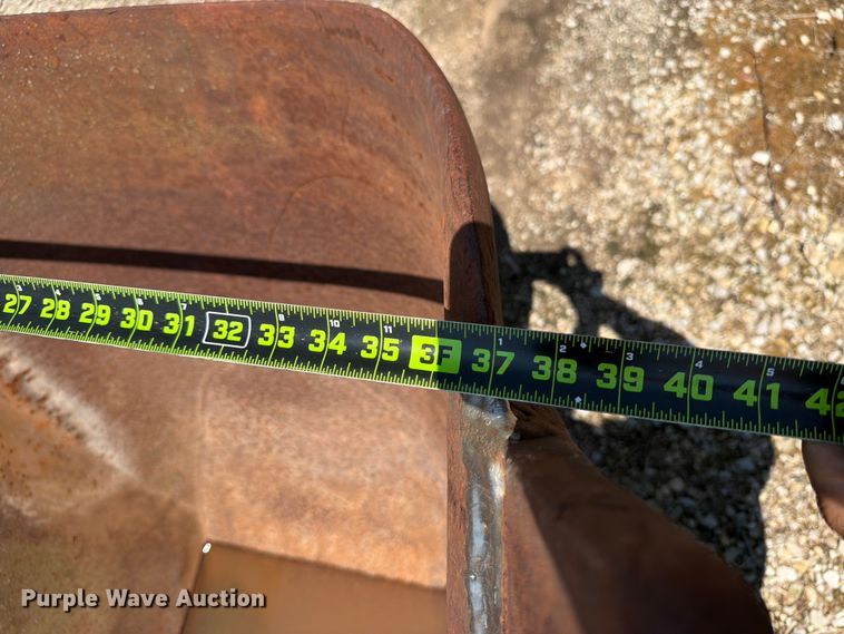 image for item OE9630 Excavator bucket