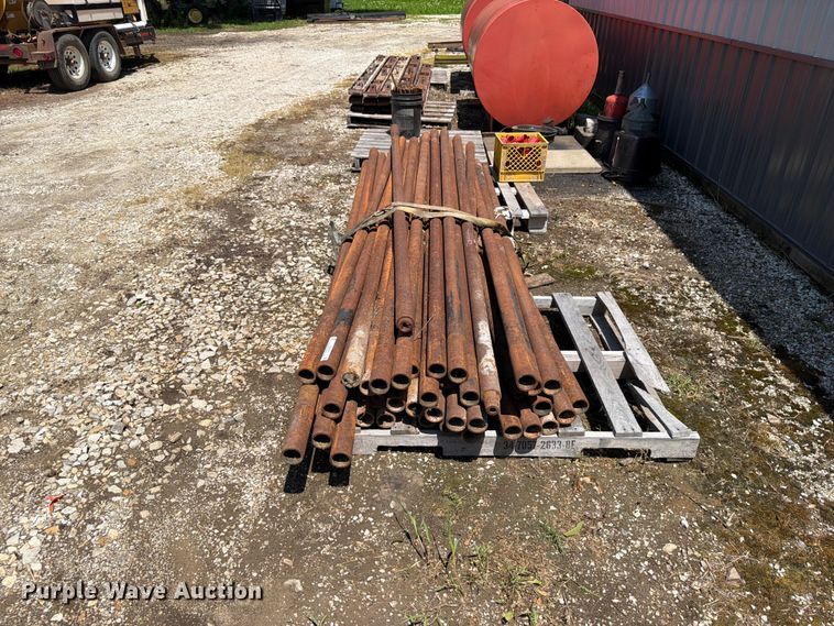 image for item OE9631 Approximately (40) drill rods
