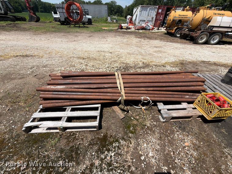 image for item OE9631 Approximately (40) drill rods