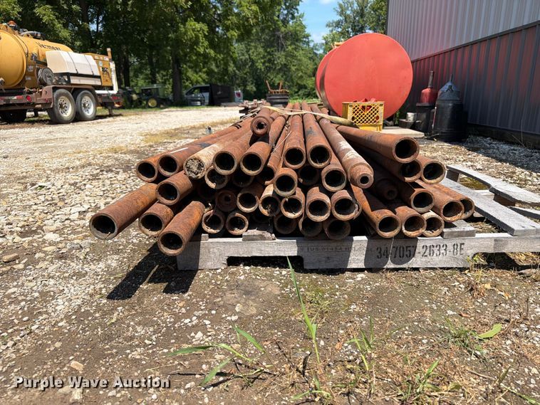 image for item OE9631 Approximately (40) drill rods