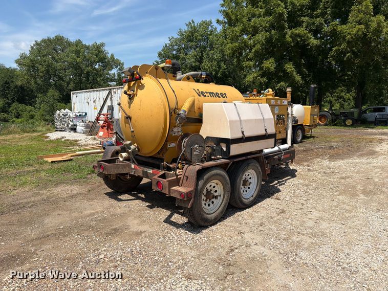 image for item OE9633 2006 Vermeer V500 vacuum trailer