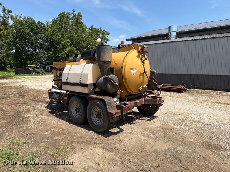 image for item OE9633 2006 Vermeer V500 vacuum trailer
