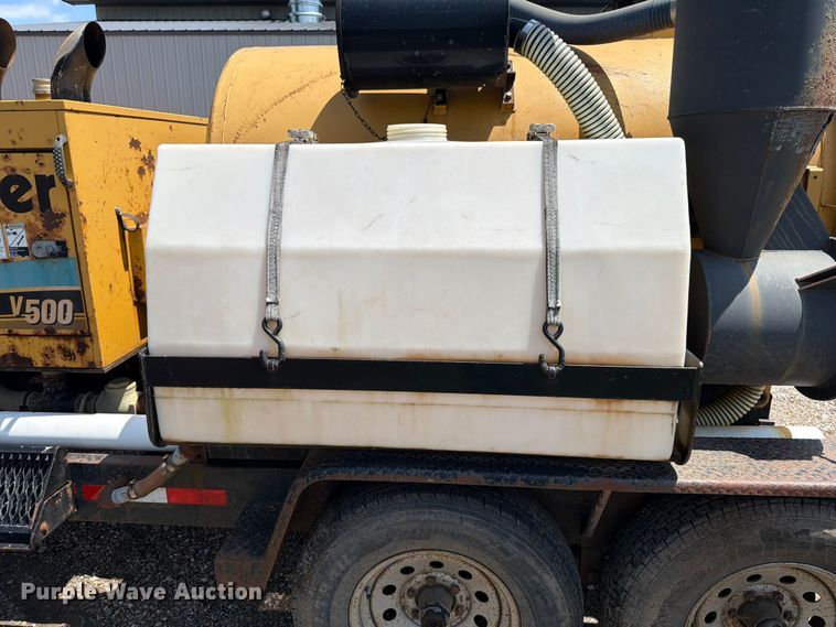 image for item OE9633 2006 Vermeer V500 vacuum trailer