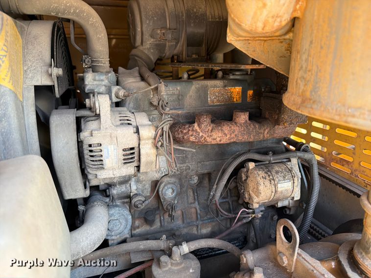 image for item OE9633 2006 Vermeer V500 vacuum trailer
